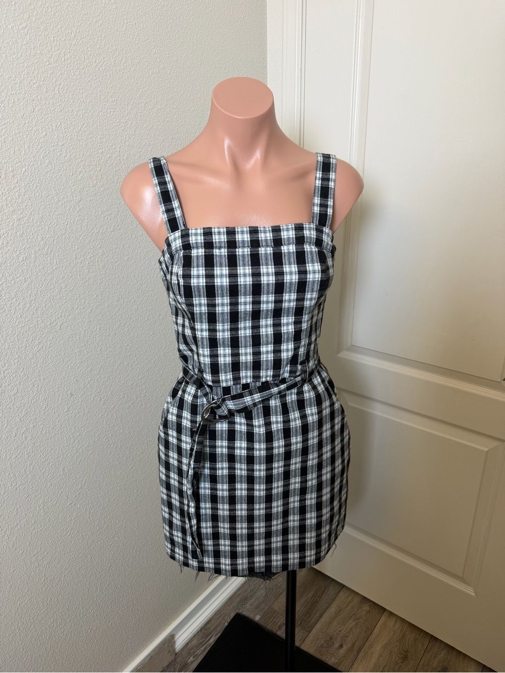 Hollister Black and White Plaid Square-Neck Mini Dress Sz S